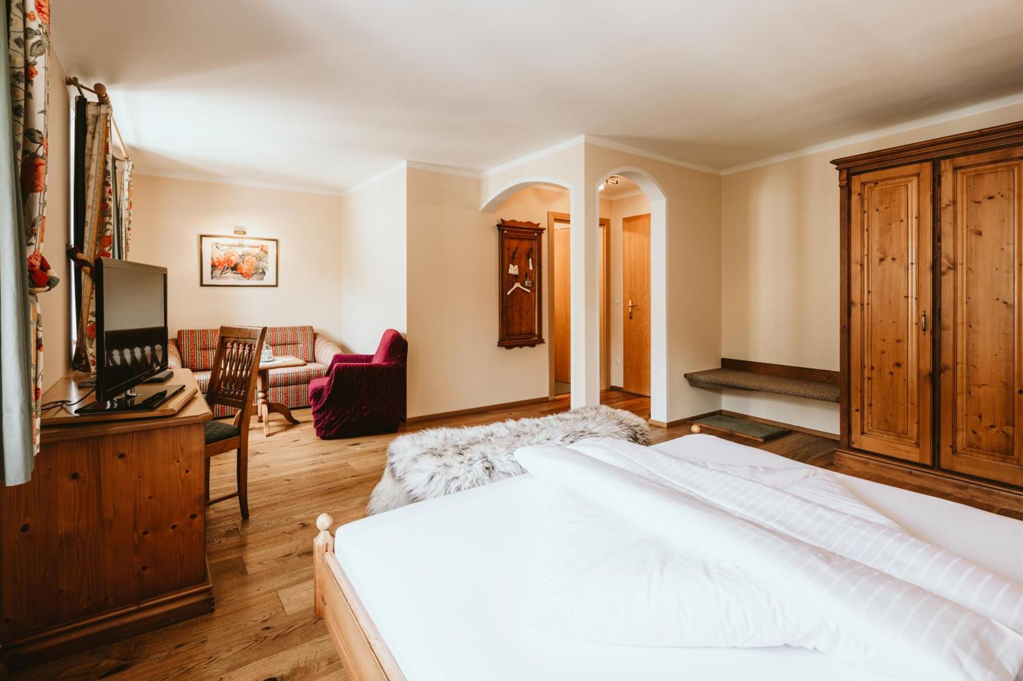 Hotel Steffner-Wallner Mauterndorf  Exteriör bild
